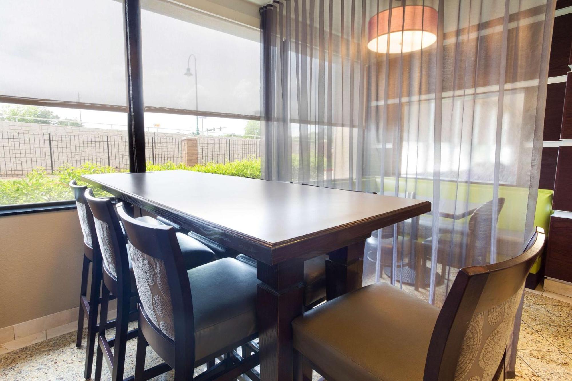 Drury Inn & Suites Atlanta Мороу Екстериор снимка