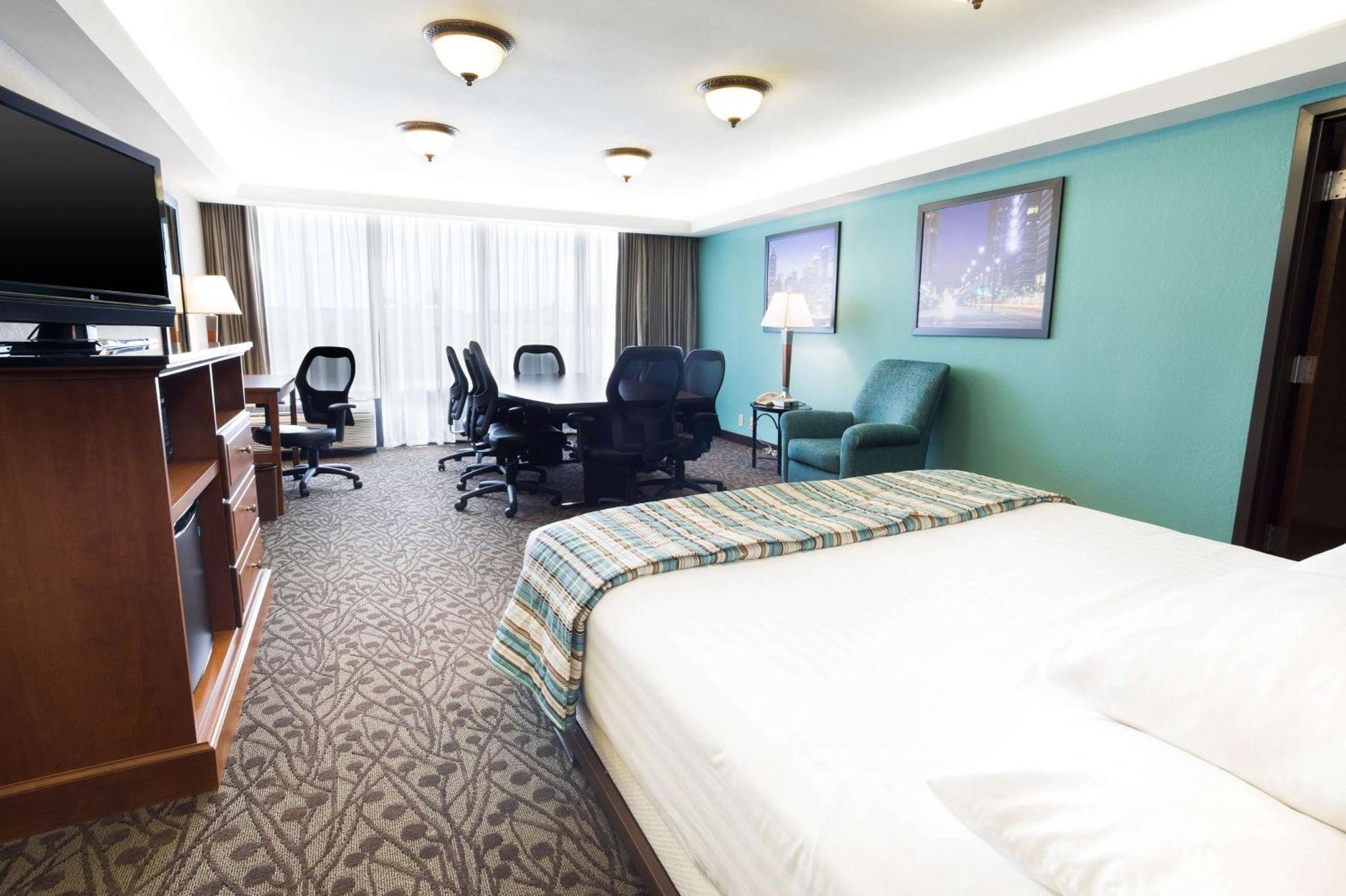 Drury Inn & Suites Atlanta Мороу Екстериор снимка
