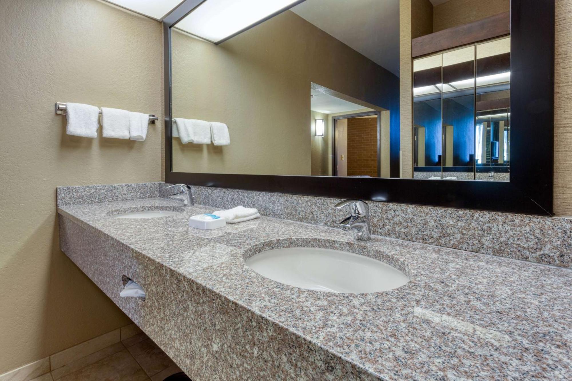 Drury Inn & Suites Atlanta Мороу Екстериор снимка